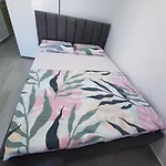 37 Apartmán *